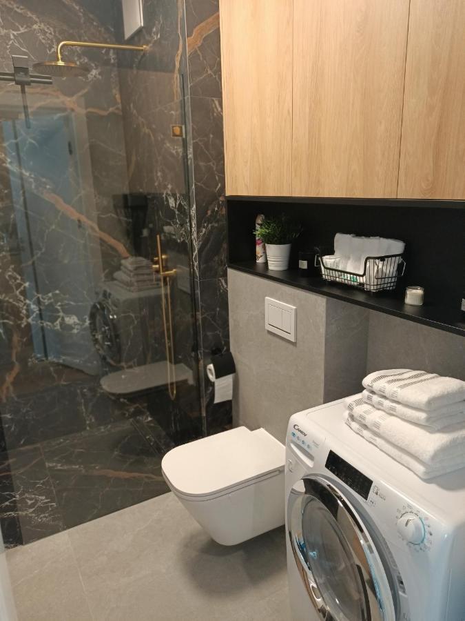 Apartament Maris Gdynia - Srodmiescie - Klimatyzacja - Prywatny Parking Екстер'єр фото